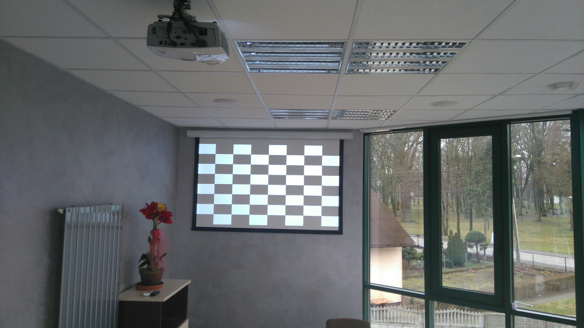 Instalacja audiowizualna sali konferencyjnej w firmie Jarzyny Meyer w Kożuchowie